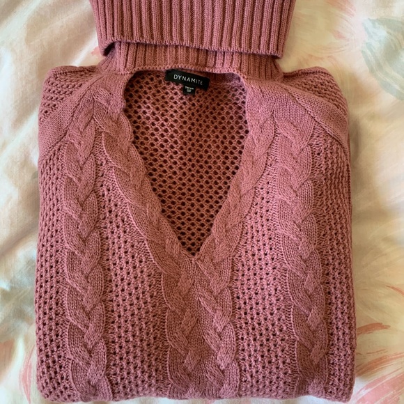 Turtleneck V-neck Sweater - Picture 2 of 2